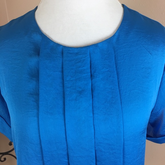 Blue Pleat Front Short Sleeve Blouse/Top Size L - Picture 2 of 8